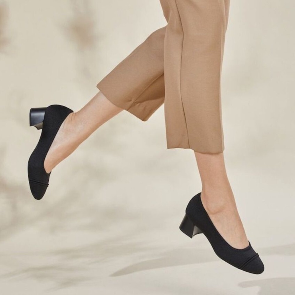NEW VIVAIA Almond Toe Chunky Heels Black Stress Free 41.5 US 10